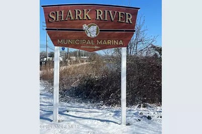 21 Cliffwood Drive, Neptune Township, NJ 07753 - Photo 54