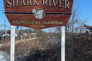 21 Cliffwood Dr, Neptune Township, NJ 07753 - Photo 54