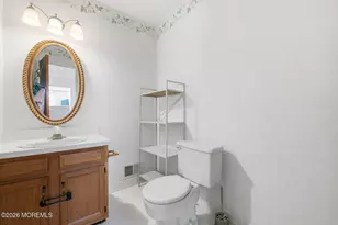 14 Holmes Ct, Freehold, NJ 07728 - Photo 20