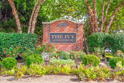 308 Princeton Court, Shrewsbury, NJ 07702 - Photo 2