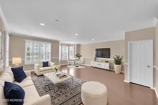 308 Princeton Court, Shrewsbury, NJ 07702 - Photo 4