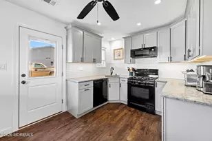 13 Cranberry Dr, Tinton Falls, NJ 07753 - Photo 10