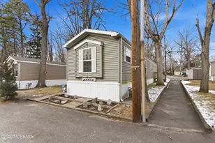 12 Lace Bark Ln, Jackson, NJ 08527 - Photo 2