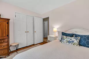 7 Flora Dr, Holmdel, NJ 07733 - Photo 28