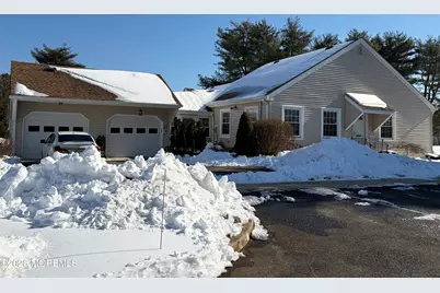 30 Plaza De Las Flores #A, Freehold, NJ 07728 - Photo 2