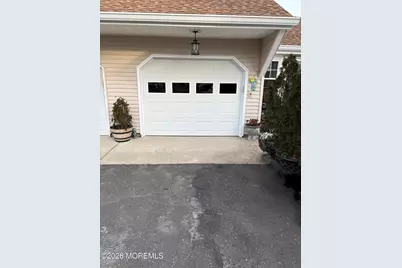 30 A Plaza De Las Flores #A, Freehold, NJ 07728 - Photo 6