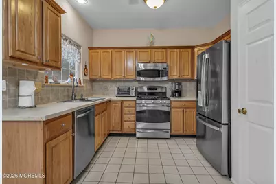 19 Crown Circle, Lakewood, NJ 08701 - Photo 12