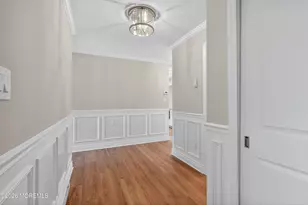 33 Claremont Ct, Red Bank, NJ 07701 - Photo 4