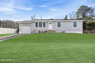 17 Bass Pl, Howell Township, NJ 07731 - Photo 1