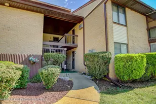 59 Amberly Dr, Manalapan Township, NJ 07726 - Photo 2