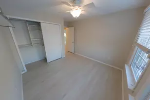 291 Stratford Pl, Morganville, NJ 07751 - Photo 14