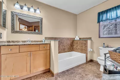 24 Sunny Woods Lane, Jackson, NJ 08527 - Photo 10