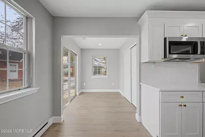 32 Carnaby Close, Freehold, NJ 07728 - Photo 18