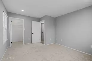 32 Carnaby Close, Freehold, NJ 07728 - Photo 24