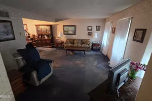 1085 Vaughn Ave, Toms River Township, NJ 08753 - Photo 4