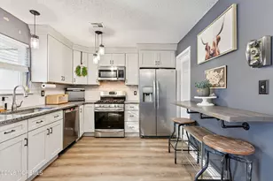 14 Ambrose Ln, Holmdel, NJ 07733 - Photo 12