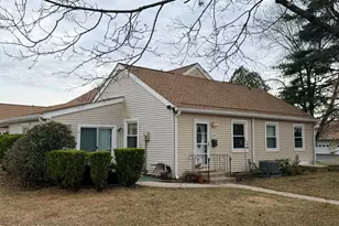 139 Wein Market, Freehold, NJ 07728 - Photo 1