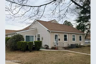 139 Wein Market #F, Freehold, NJ 07728 - Photo 18
