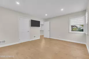 185 Elmwood Rd, Oakhurst, NJ 07755 - Photo 8