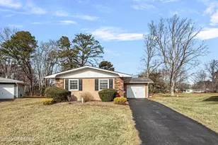 23 Higgins Ct, Brick, NJ 08724 - Photo 2