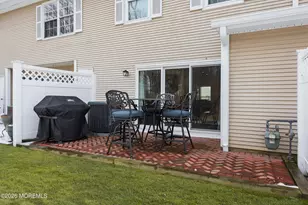 27 Beaumont Ct, Tinton Falls, NJ 07724 - Photo 18