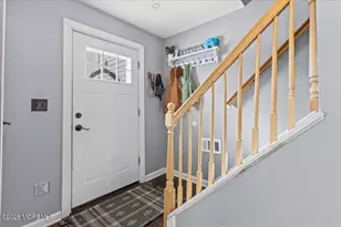 401 Port Monmouth Rd, North Middletown, NJ 07748 - Photo 18