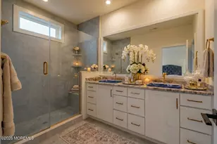 23 Valiant Ct, Middletown, NJ 07748 - Photo 16