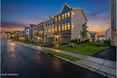 23 Valiant Court, Middletown, NJ 07748 - Photo 2