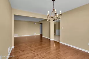 51 Lakeview Dr, Marlboro Township, NJ 07746 - Photo 10