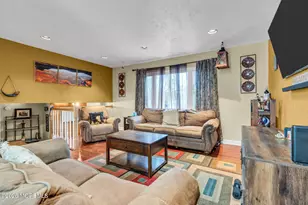 22 Princeton Dr, Jackson, NJ 08527 - Photo 8