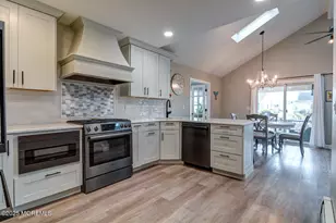 61 Yardarm Ct, Bayville, NJ 08721 - Photo 4