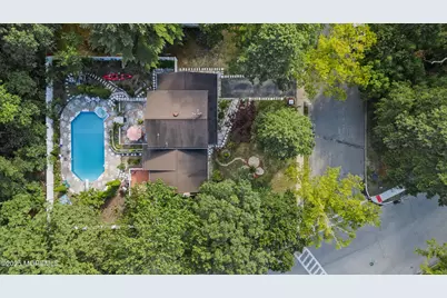 27 Squire Court, Toms River Township, NJ 08753 - Photo 2