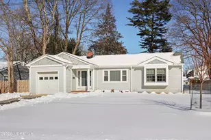 7 Rutgers Dr, Fair Haven, NJ 07704 - Photo 4