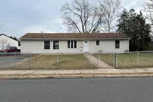 121 Belmont Dr, Toms River Township, NJ 08757 - Photo 2