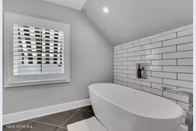 111 Sanborn Avenue, Point Pleasant Beach, NJ 08742 - Photo 32