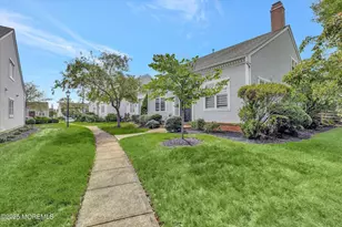 75 Winthrop Rd, Monroe Township, NJ 08831 - Photo 2