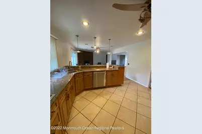 490 W Park Avenue, Oakhurst, NJ 07755 - Photo 6