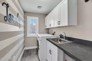 2 Tiffany Ct, Farmingdale, NJ 07727 - Photo 44