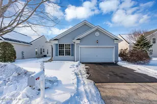 63 Marlow Dr, Jackson, NJ 08527 - Photo 4