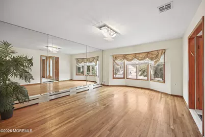 16 Wiltshire Drive, Manalapan Township, NJ 07726 - Photo 10