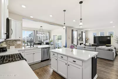 202 Ashburn Avenue, Manahawkin, NJ 08050 - Photo 20