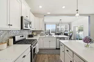 202 Ashburn Ave, Manahawkin, NJ 08050 - Photo 22