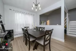 14 Ravenwood Ct, Freehold, NJ 07728 - Photo 12