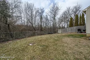 14 Ravenwood Ct, Freehold, NJ 07728 - Photo 34