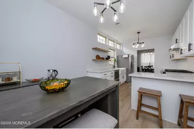 14 Ravenwood Court, Freehold, NJ 07728 - Photo 6