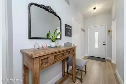 14 Ravenwood Court, Freehold, NJ 07728 - Photo 4