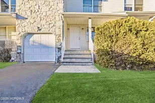 35 N Crest Pl, Lakewood, NJ 08701 - Photo 4