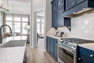 22 Larkspur Ln, Manalapan Township, NJ 07726 - Photo 12