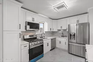 42 Georgian Blvd, Jackson, NJ 08527 - Photo 10