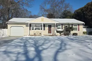 118 Hemlock Dr, Lanoka Harbor, NJ 08734 - Photo 1